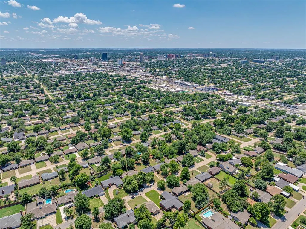 Photo 41 — 2725 Warwick Drive, Oklahoma City, OK 73116