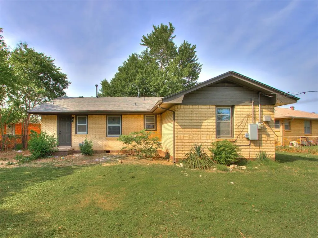 Photo 2 — 2224 SW 57th Street, Oklahoma City, OK 73119