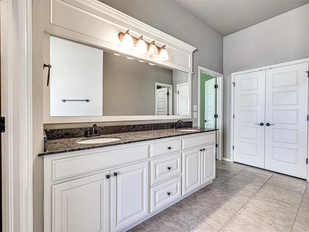 Photo 28 — 5917 NW 159th Street, Edmond, OK 73013