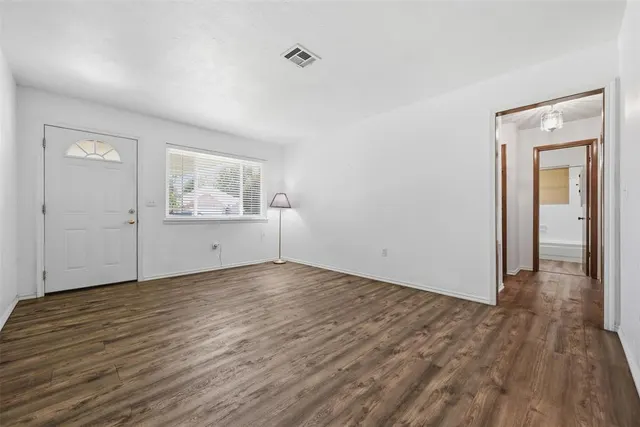 Photo 3 — 1313 Regency Boulevard, Moore, OK 73160