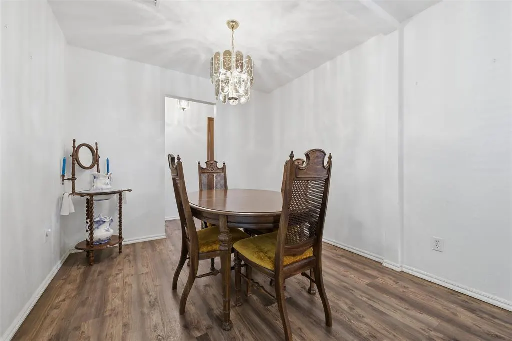 Photo 11 — 1313 Regency Boulevard, Moore, OK 73160