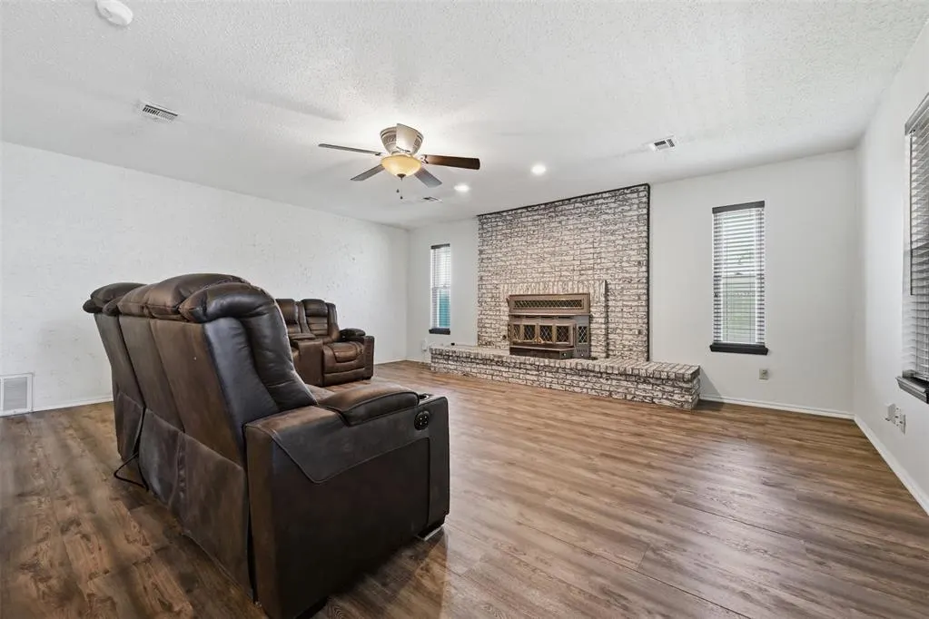 Photo 13 — 1313 Regency Boulevard, Moore, OK 73160