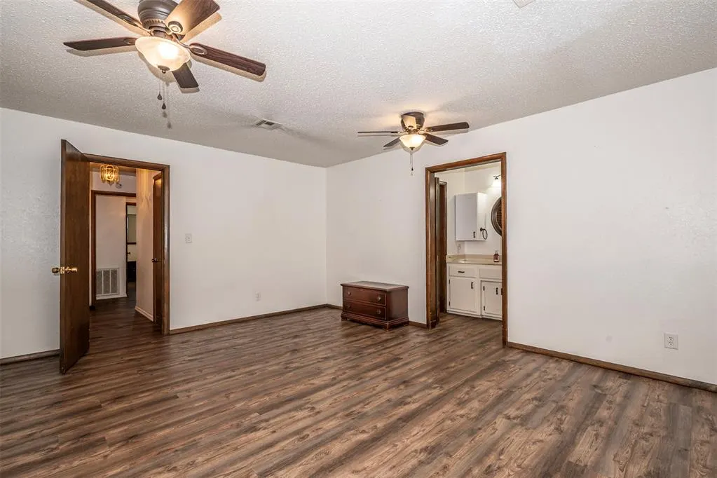 Photo 16 — 1313 Regency Boulevard, Moore, OK 73160