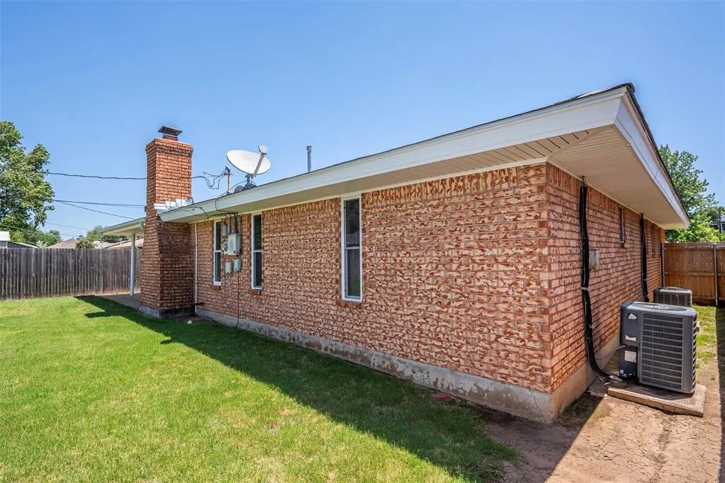 Photo 28 — 1313 Regency Boulevard, Moore, OK 73160