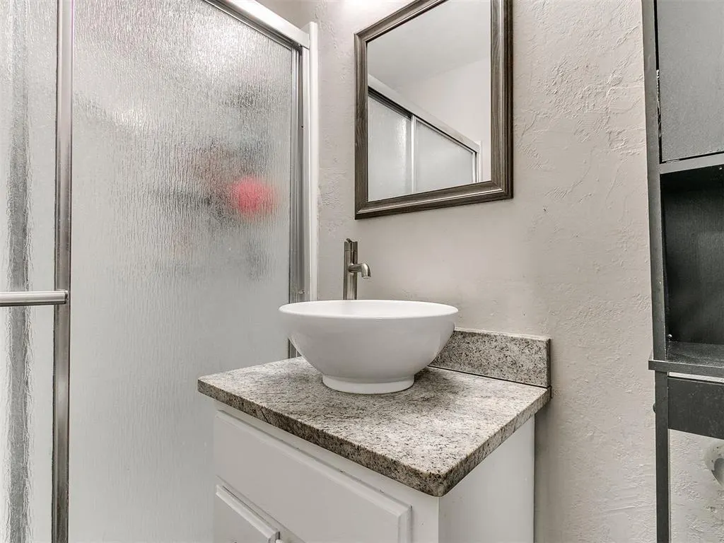 Photo 31 — 1728 S 20th Street, Chickasha, OK 73018