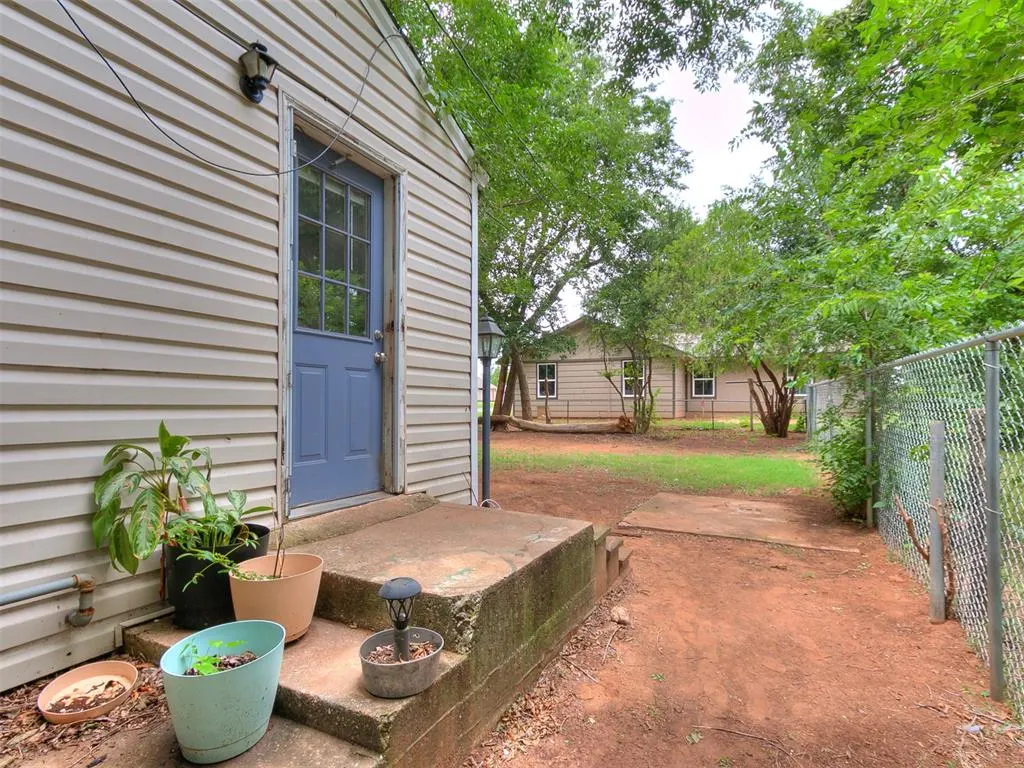 Photo 41 — 1728 S 20th Street, Chickasha, OK 73018