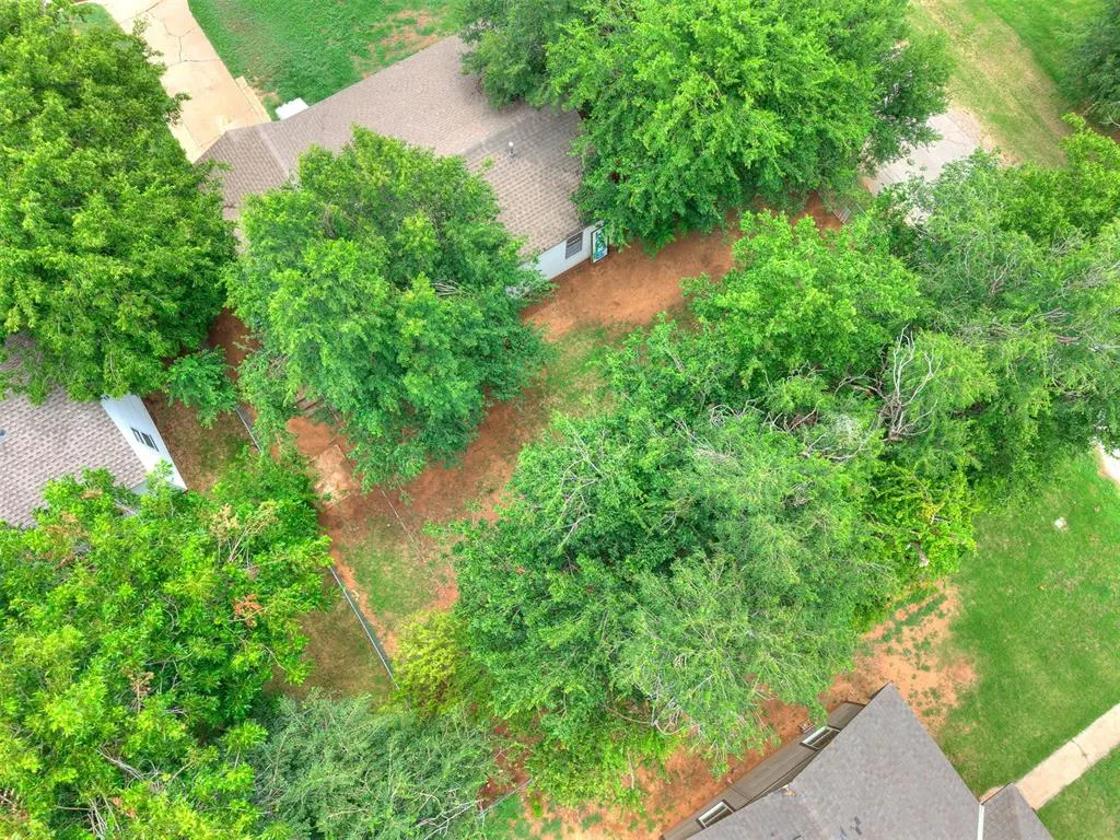 Photo 44 — 1728 S 20th Street, Chickasha, OK 73018