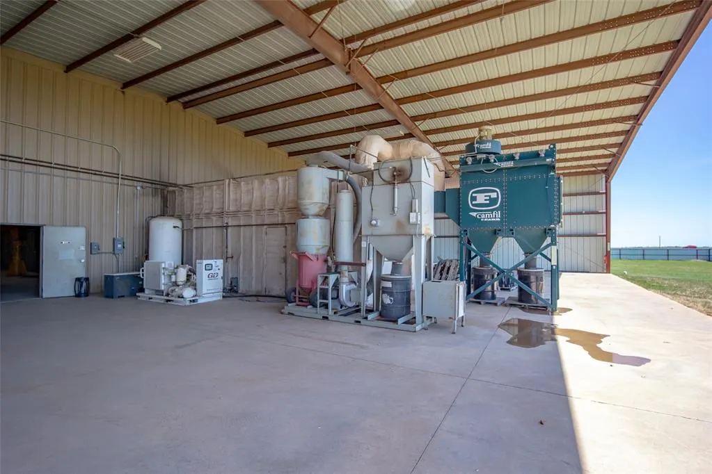Photo 30 — 211 W Canyon Run, Hinton, OK 73047