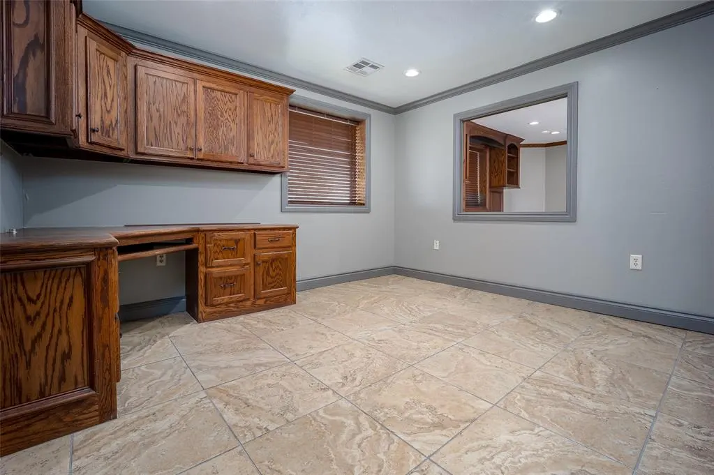 Photo 33 — 211 W Canyon Run, Hinton, OK 73047