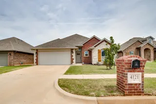 Sold home at 4121 NW 152nd Terrace