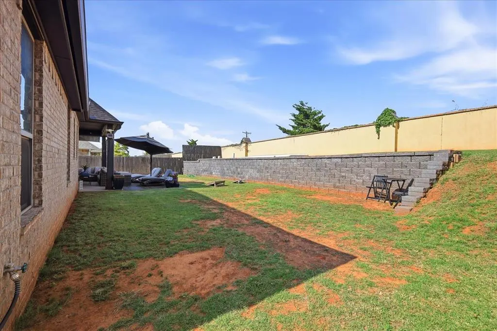 Photo 46 — 14716 Avignon Lane, Yukon, OK 73099