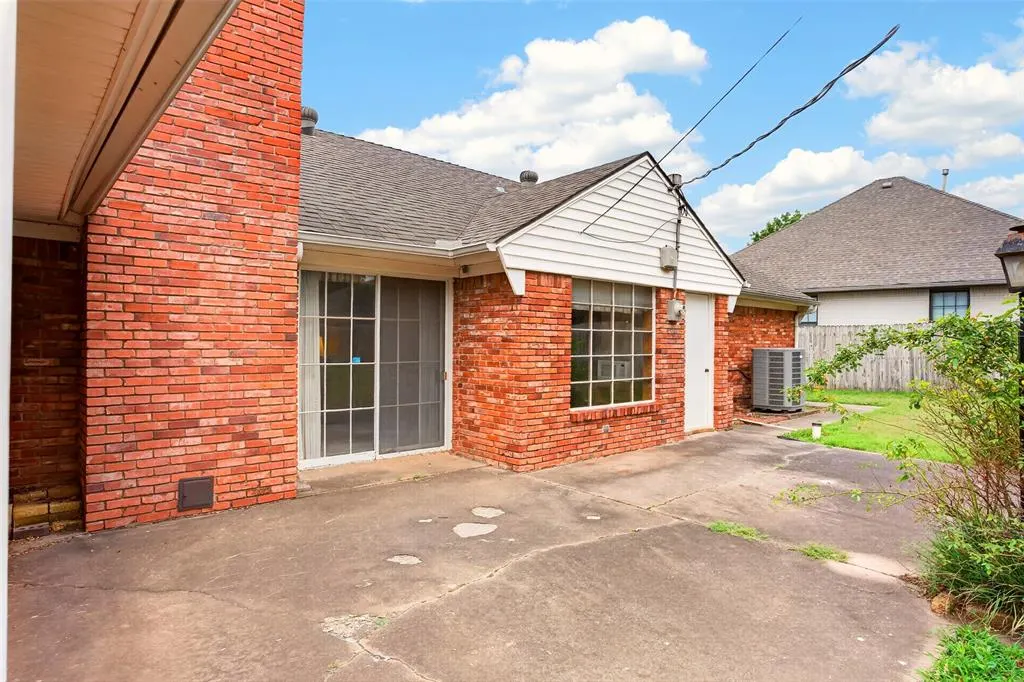 Photo 35 — 3501 Treadwell Drive, Oklahoma City, OK 73112