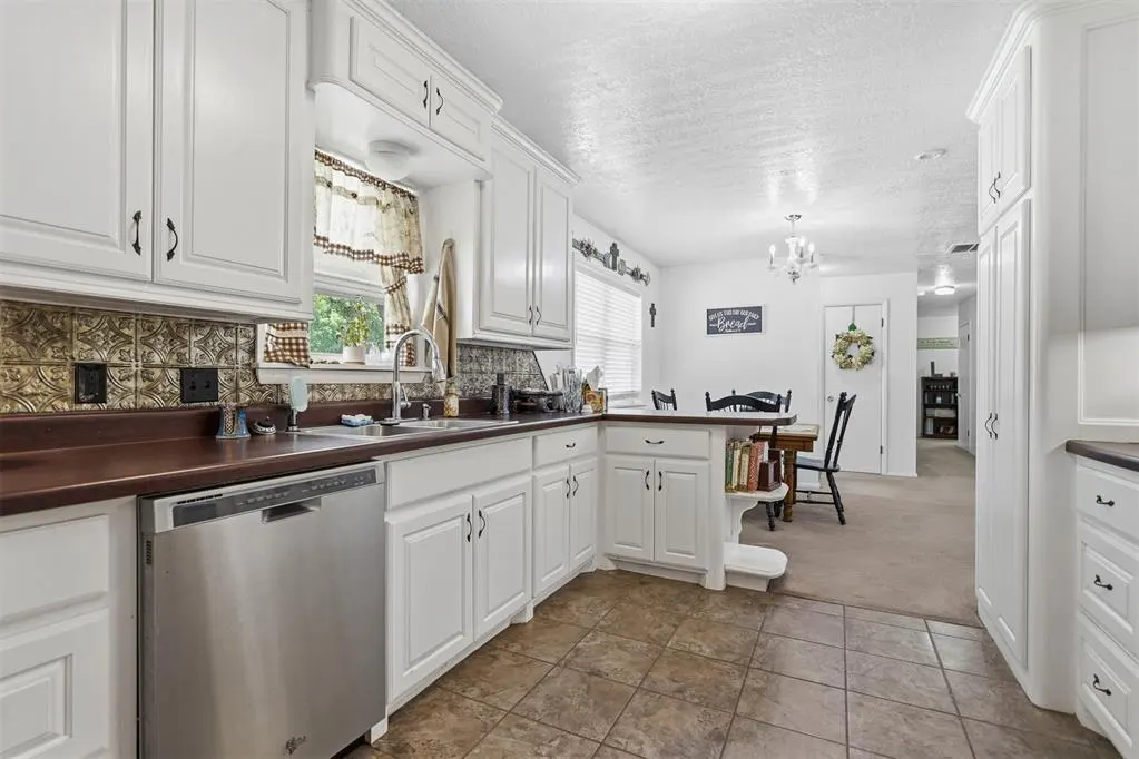 Photo 13 — 602 N Main Street, Elmore City, OK 73433