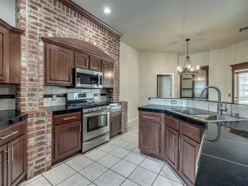 Photo 24 — 2117 Cedar Pointe Circle, Edmond, OK 73003