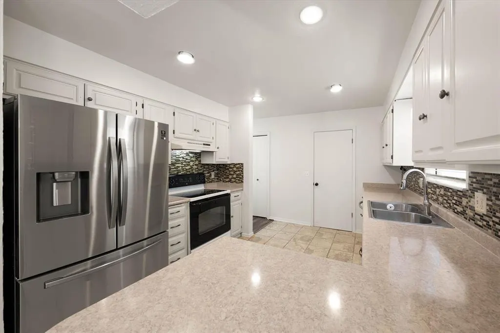Photo 9 — 12513 Fox Run Drive, Oklahoma City, OK 73142