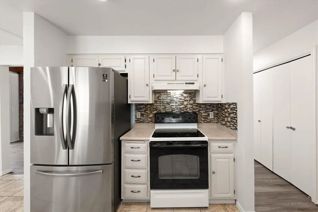 Photo 11 — 12513 Fox Run Drive, Oklahoma City, OK 73142