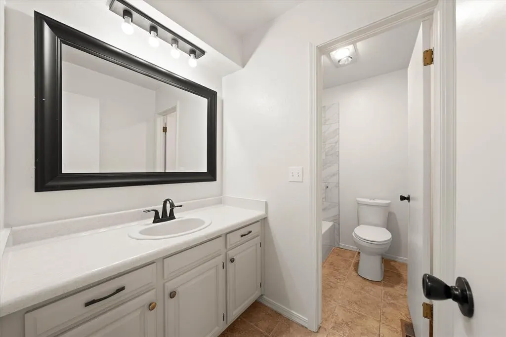 Photo 24 — 12513 Fox Run Drive, Oklahoma City, OK 73142