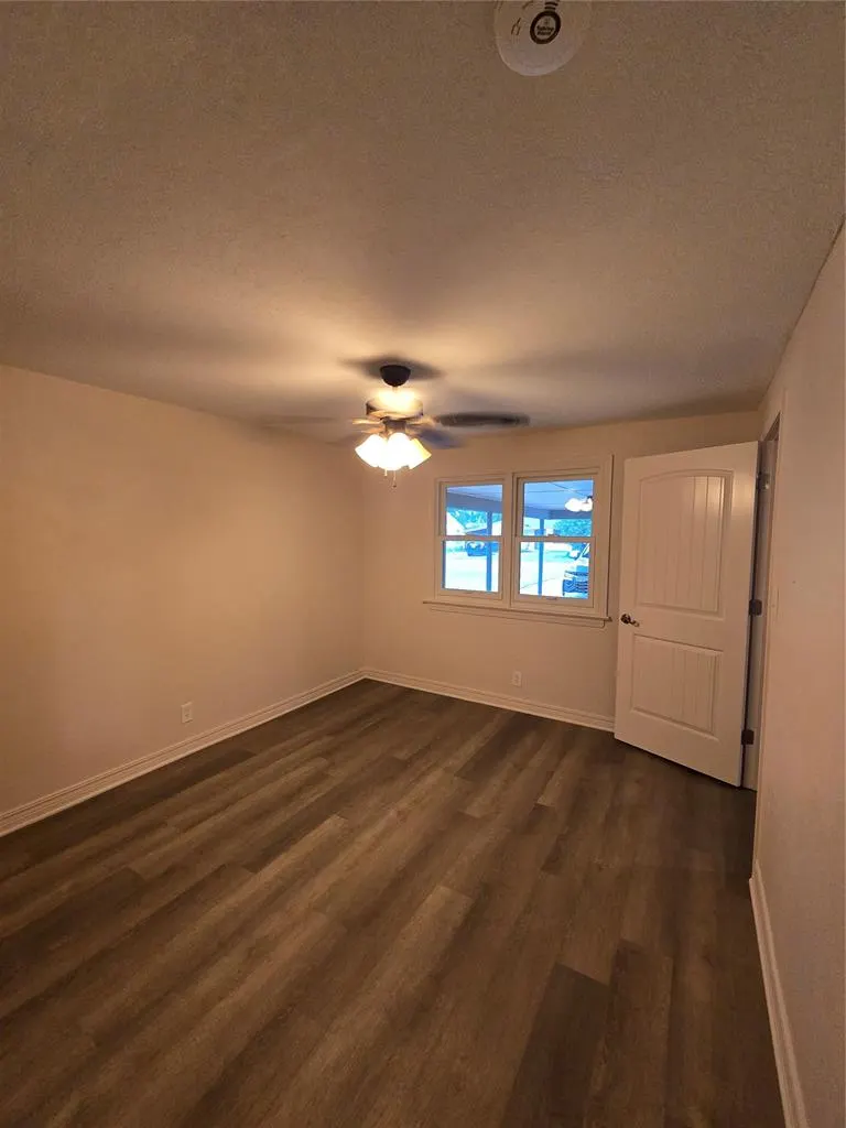 Photo 19 — 1809 N Oregon Avenue, Mangum, OK 73554