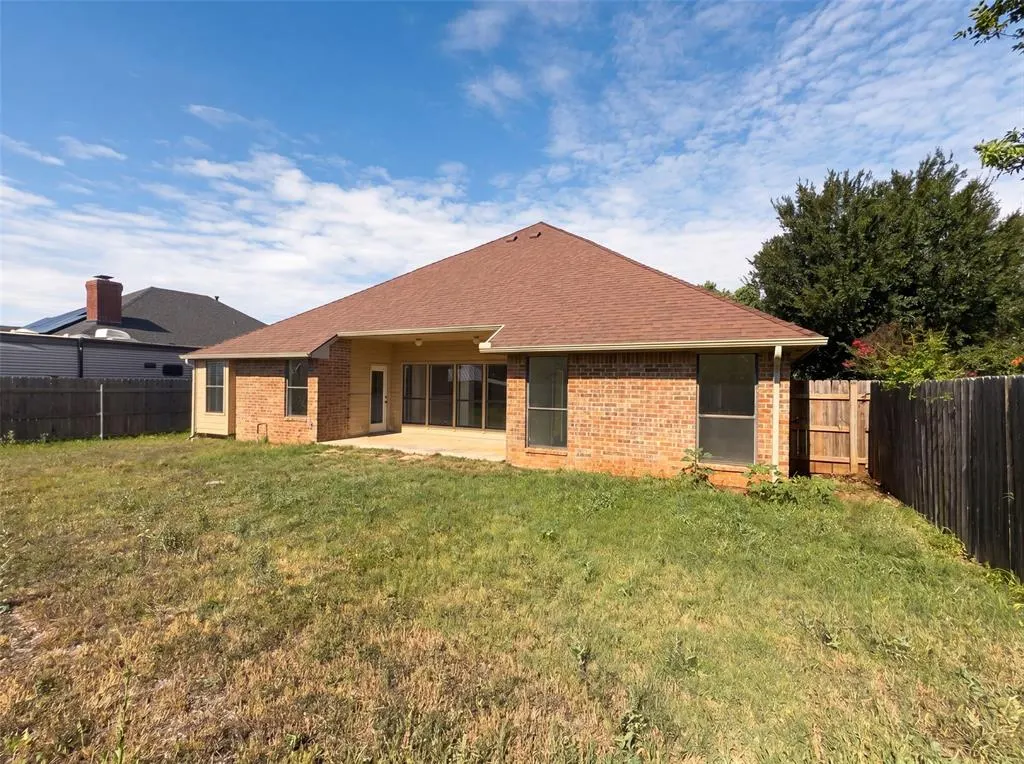 Photo 5 — 13104 Chadbrooke Place, Oklahoma City, OK 73142