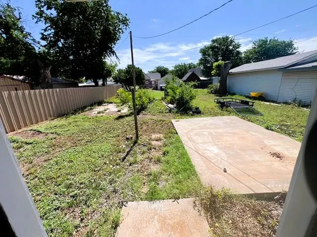 Photo 20 — 216 S Bailey Street, Hobart, OK 73651