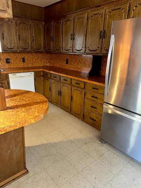 Photo 9 — 110 N Bailey, Hobart, OK 73651