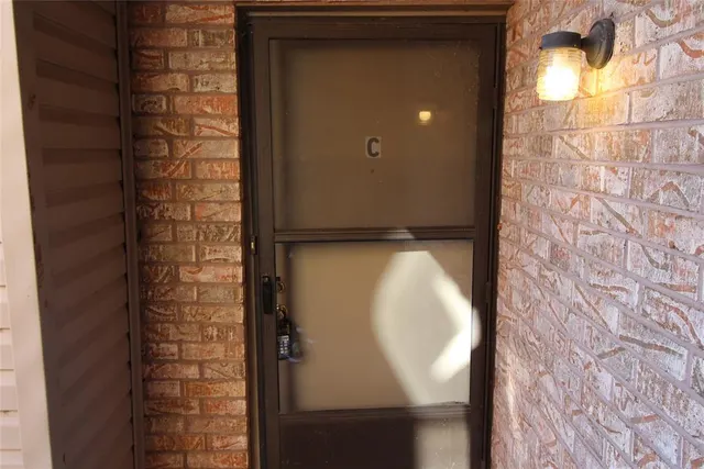 Photo 3 — 229 Chalmette Drive, Norman, OK 73071