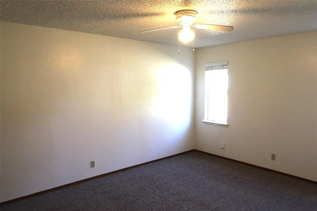 Photo 16 — 229 Chalmette Drive, Norman, OK 73071