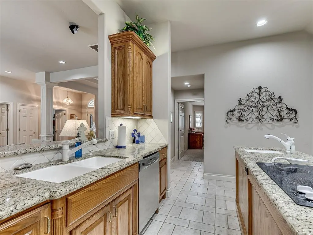 Photo 14 — 2849 SW 125th Place, Oklahoma City, OK 73170
