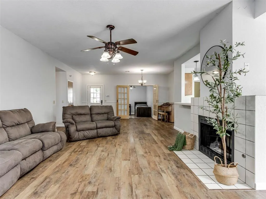 Photo 7 — 1408 Nottoway Drive, Midwest City, OK 73130