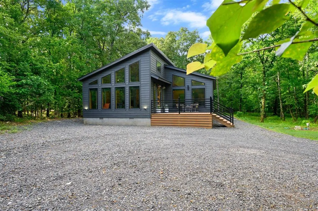 Photo 4 — 326 Sunrise Trail, Broken Bow, OK 74728