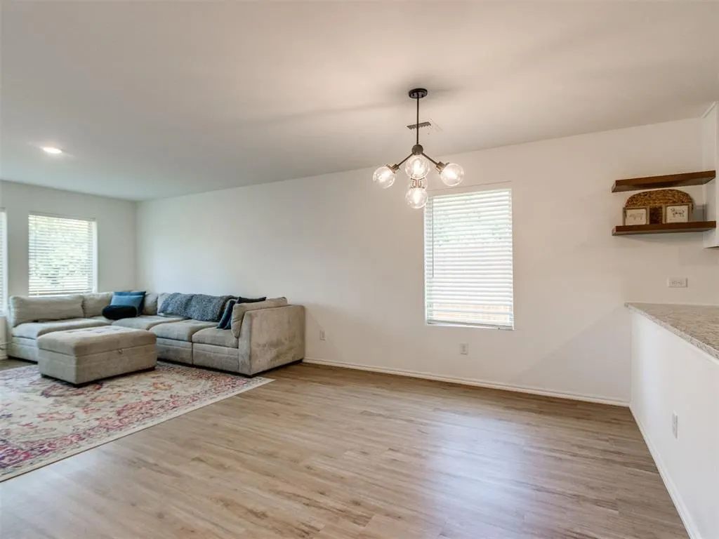 Photo 10 — 1907 Wolford Way, Norman, OK 73071