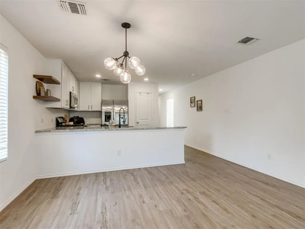 Photo 11 — 1907 Wolford Way, Norman, OK 73071