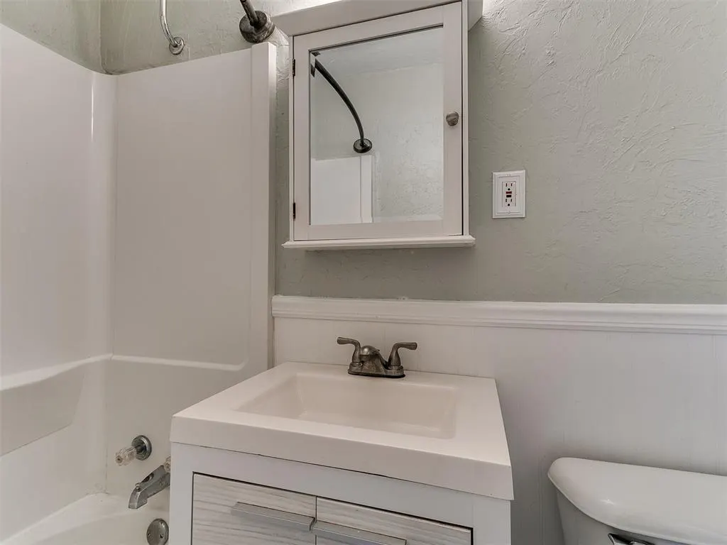 Photo 20 — 3016 Somerset Place, Oklahoma City, OK 73116