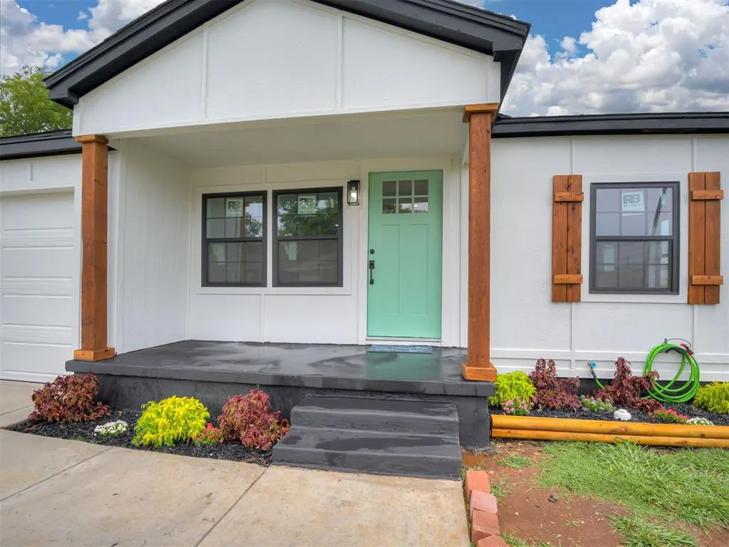 Front exterior — 1113 NW 81st Street, Oklahoma City, OK 73114