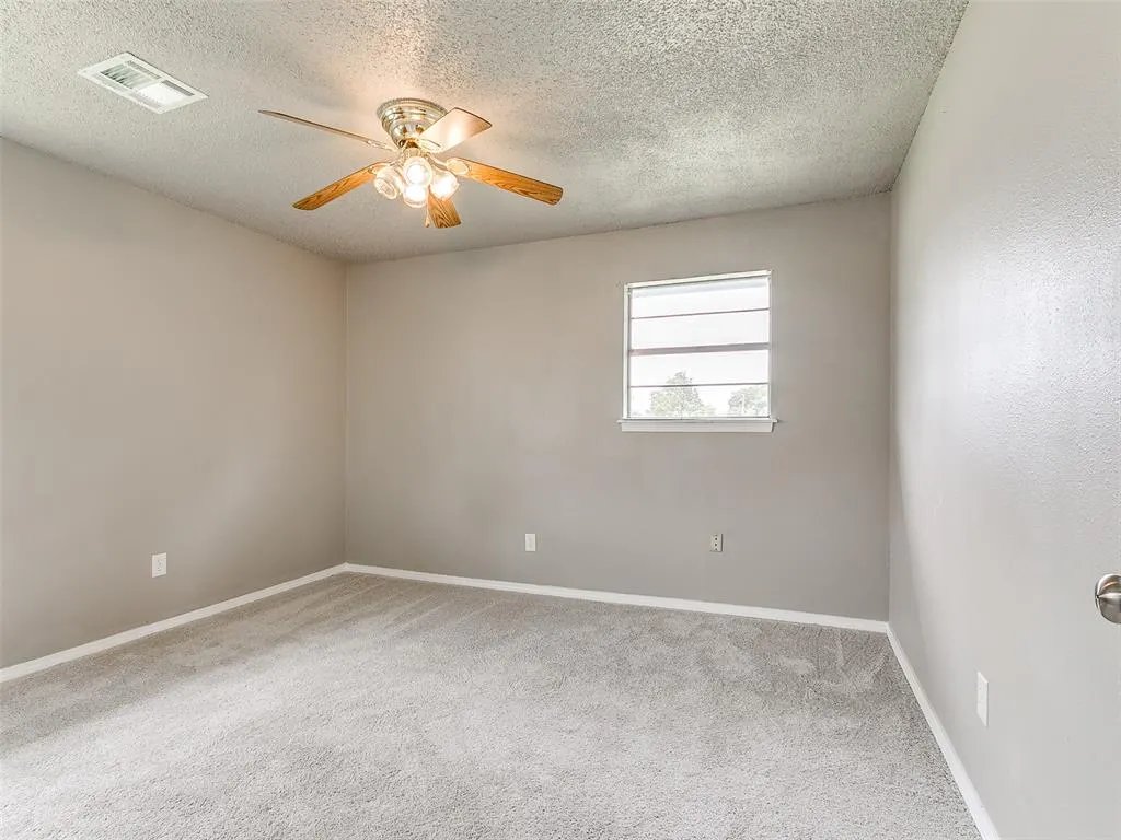 Photo 31 — 1426 W Watts Street, El Reno, OK 73036