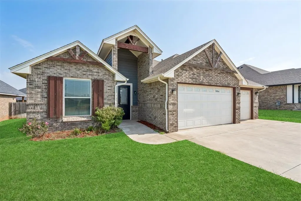 Photo 2 — 6333 NW 177th Circle, Edmond, OK 73012