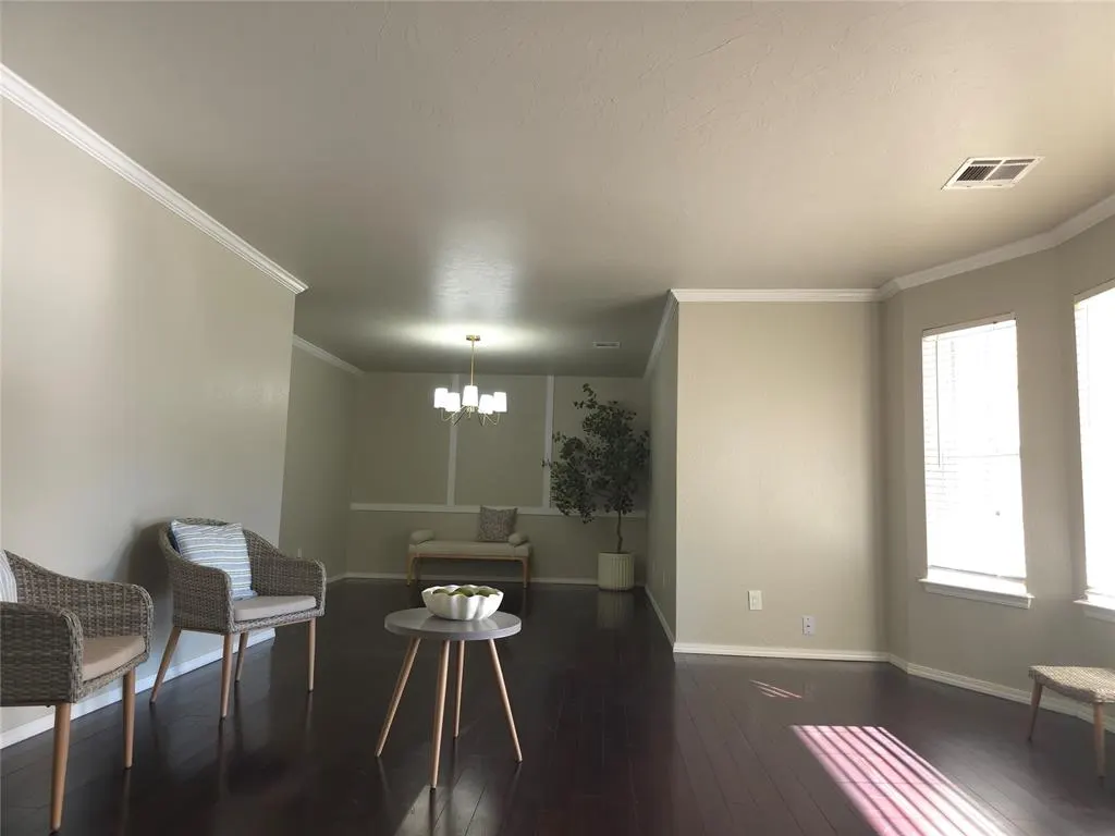 Photo 9 — 9009 Lakeaire Drive, Oklahoma City, OK 73132