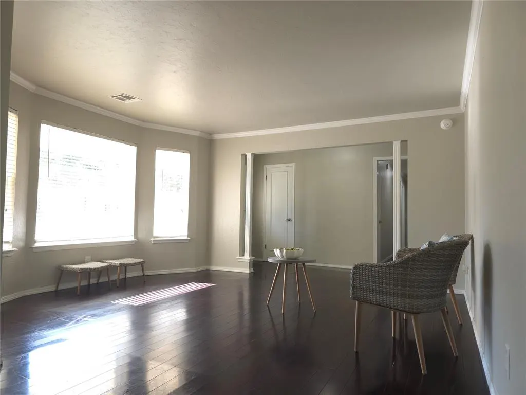 Photo 10 — 9009 Lakeaire Drive, Oklahoma City, OK 73132