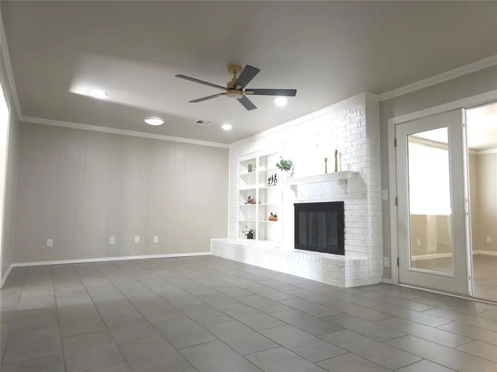 Photo 11 — 9009 Lakeaire Drive, Oklahoma City, OK 73132