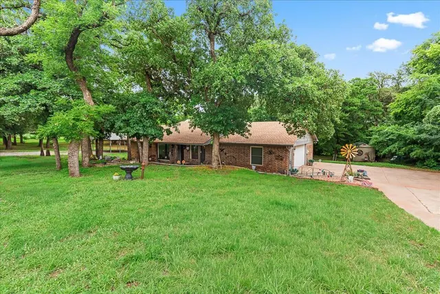Photo 3 — 3111 Shady Lane Drive, Anadarko, OK 73005