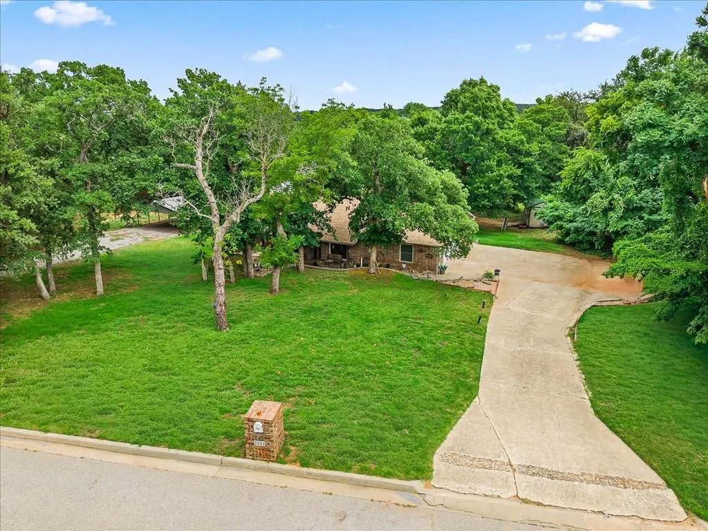 Photo 4 — 3111 Shady Lane Drive, Anadarko, OK 73005