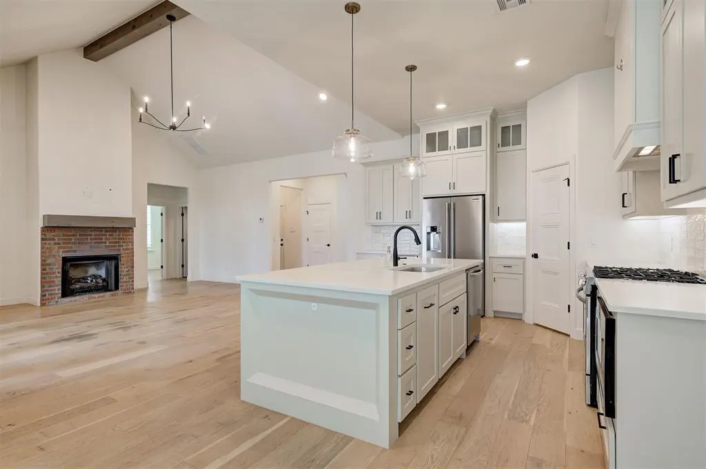 Photo 11 — 3916 Stone Hill Lane, Edmond, OK 73034