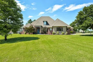 Sold home at 7916 Dove Crossing Drive