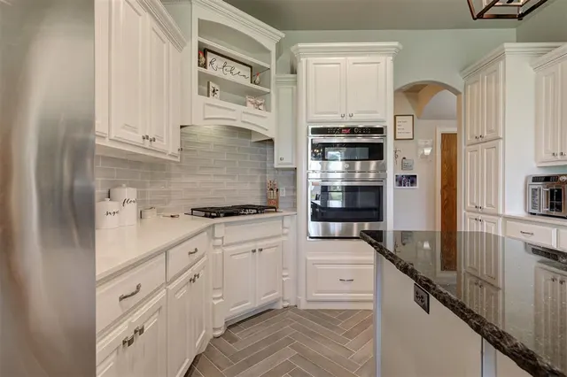 Photo 8 — 7916 Dove Crossing Drive, Edmond, OK 73034