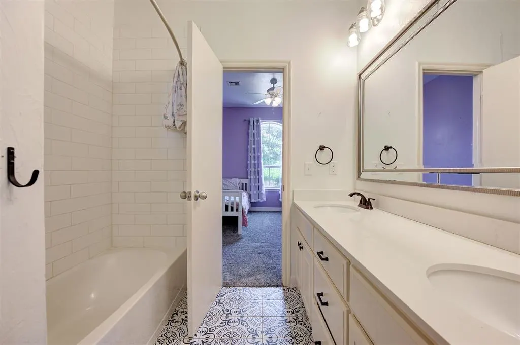 Photo 37 — 7916 Dove Crossing Drive, Edmond, OK 73034