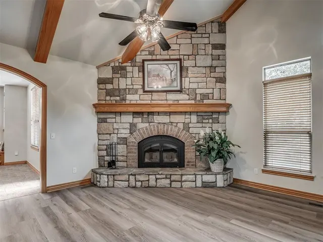 Photo 4 — 4001 Braxton Way, Edmond, OK 73034