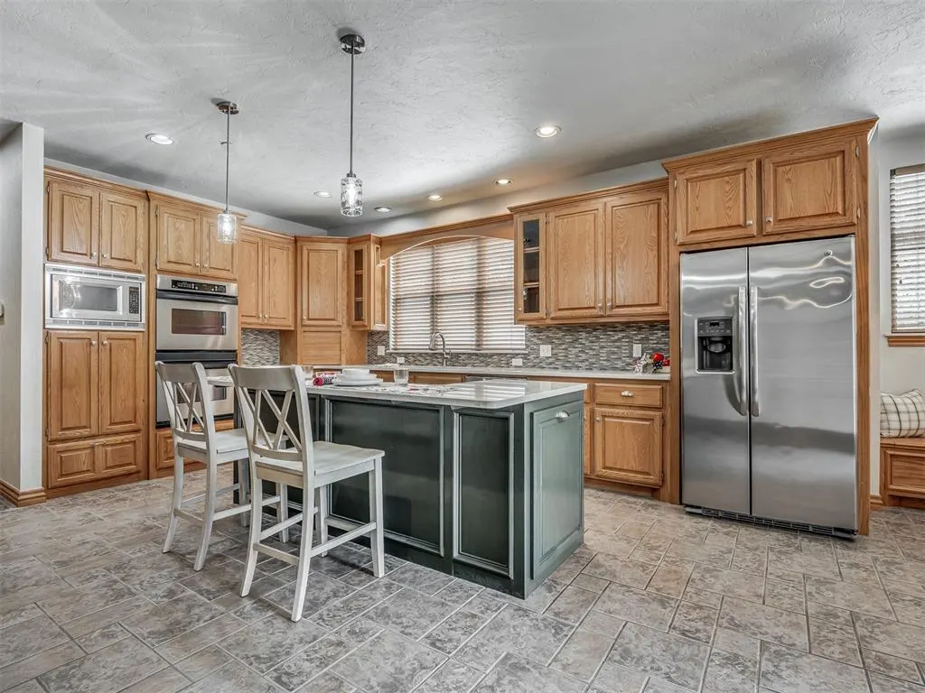 Photo 10 — 4001 Braxton Way, Edmond, OK 73034