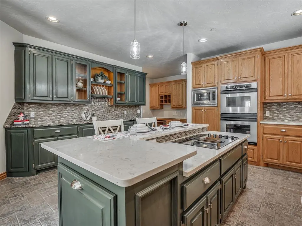Photo 11 — 4001 Braxton Way, Edmond, OK 73034