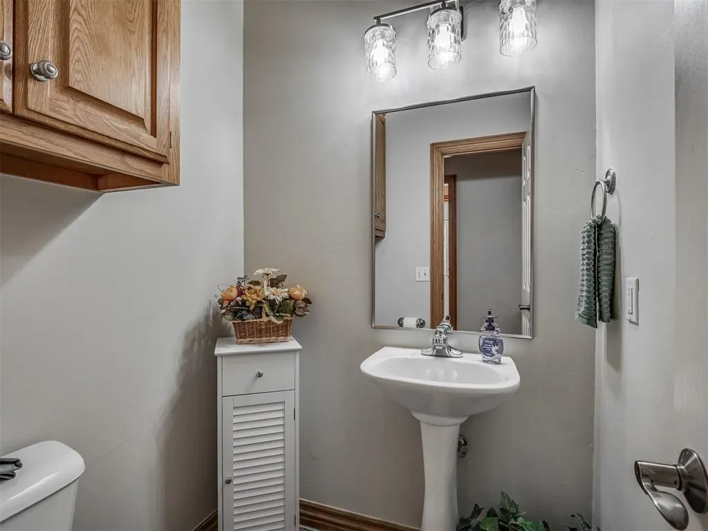 Photo 32 — 4001 Braxton Way, Edmond, OK 73034