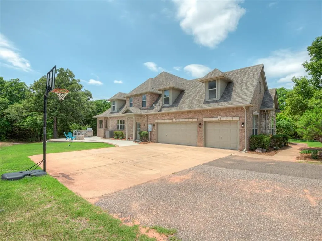 Photo 43 — 4001 Braxton Way, Edmond, OK 73034